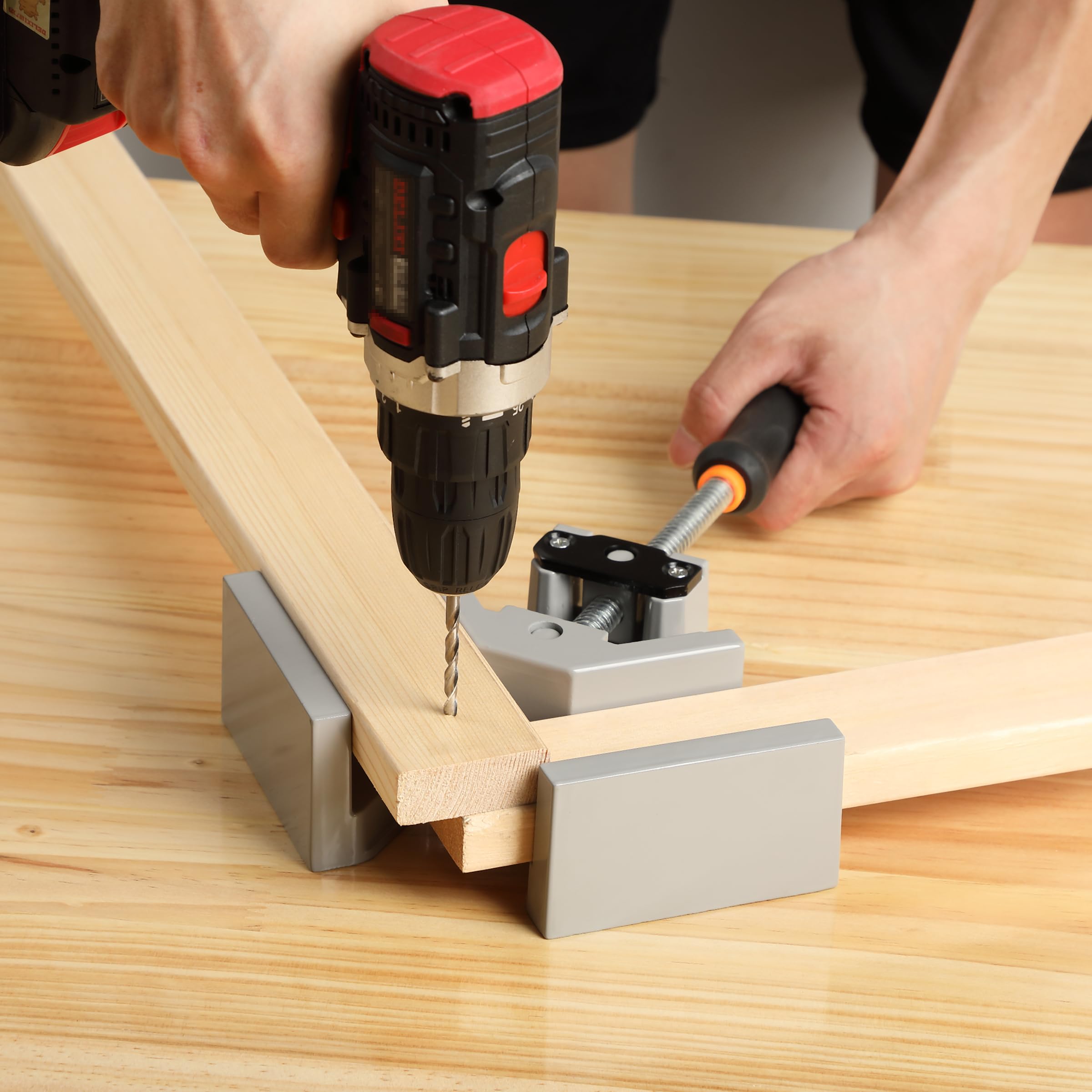 Bates Choice rust-resistant aluminum clamps endure daily workshop use