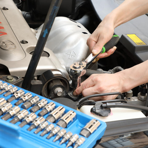 Bates Choice organized blue case keeps bits accessible