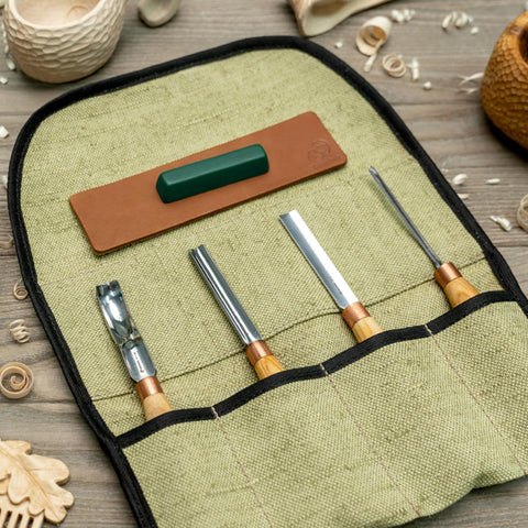 BeaverCraft SC01 rolling tool bag for organized transport of tools.