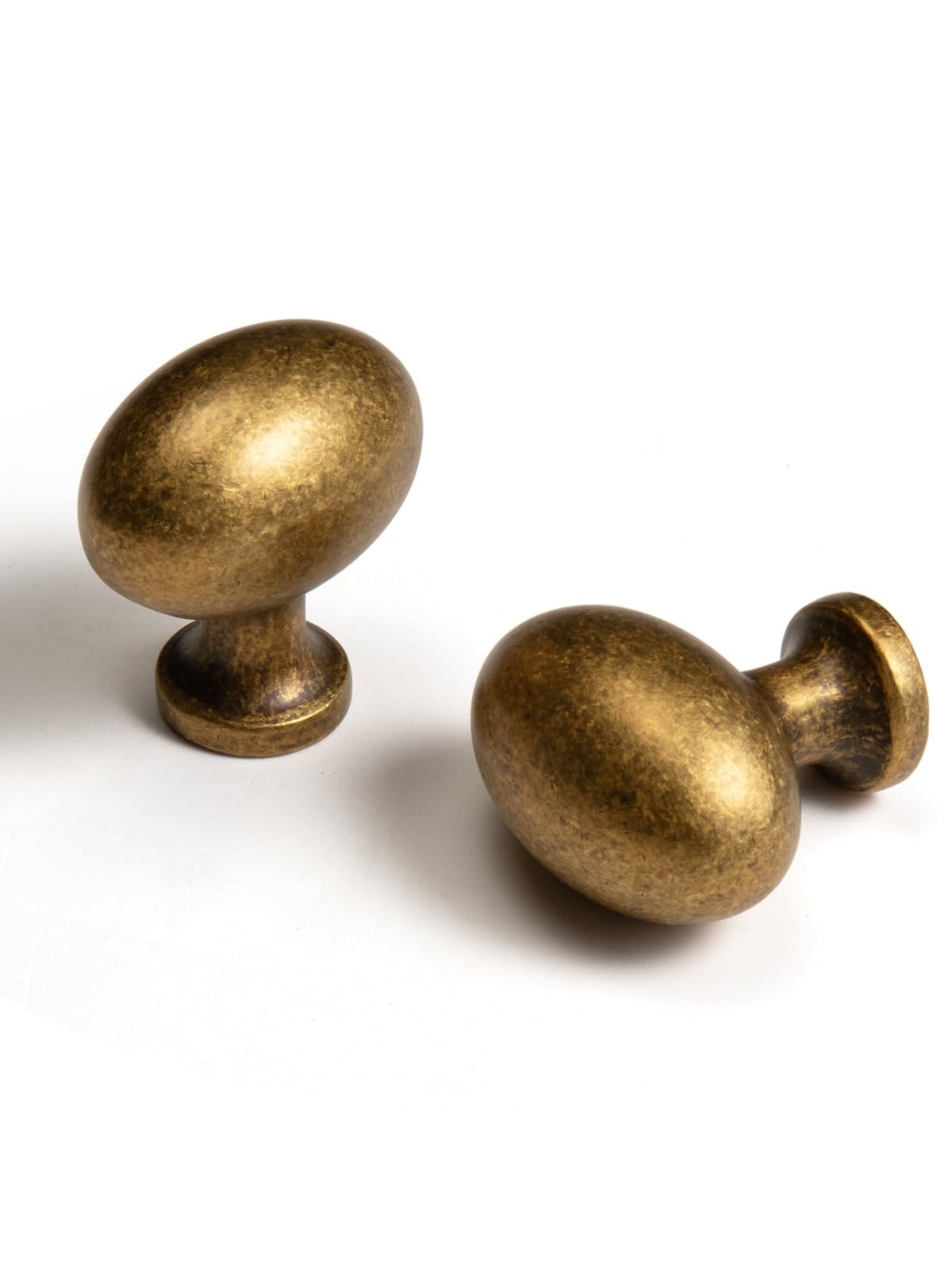 BEILEIOU oval antique brass knob front view for drawers and cabinets.