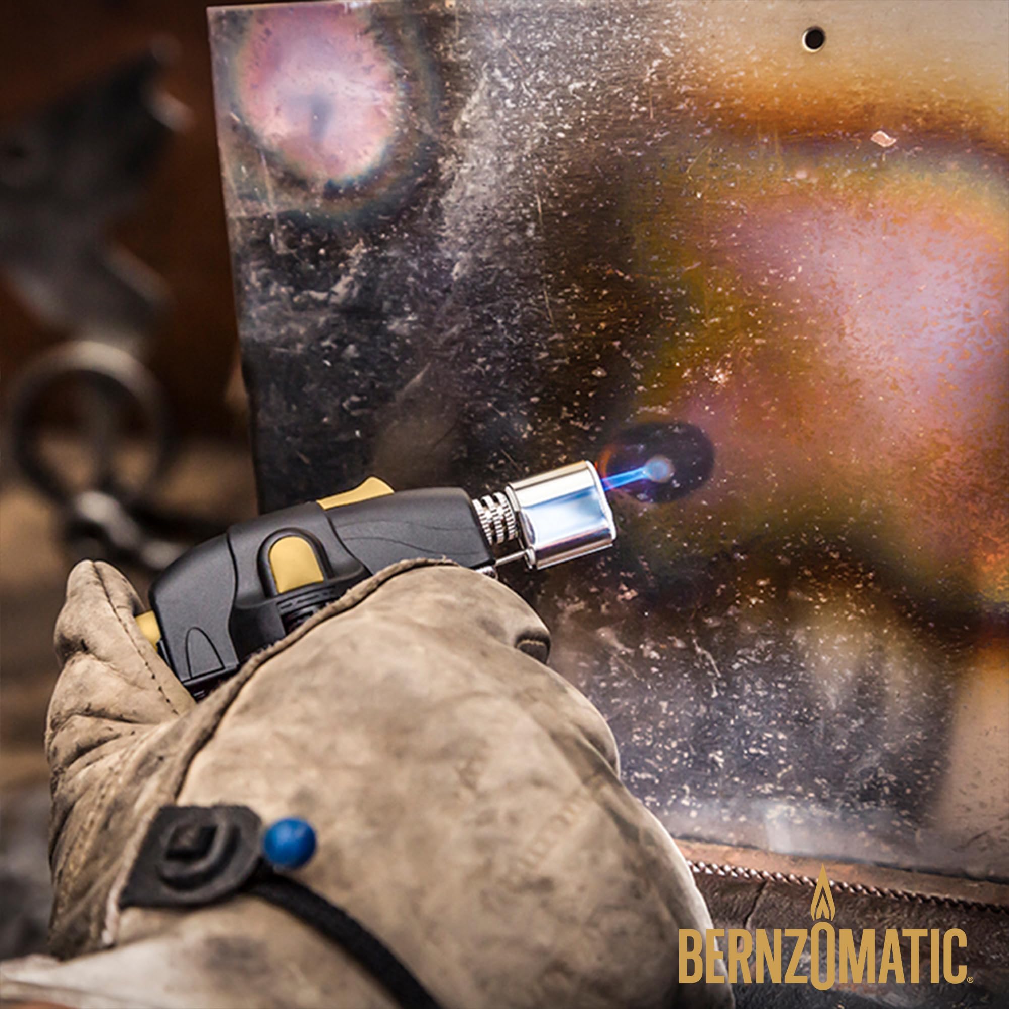 Bernz-O-Matic ST2200T compact design fits into small toolkits.