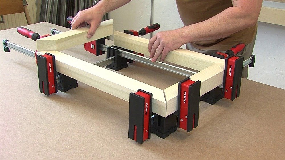 BESSEY REVO used as a glue press on a workbench