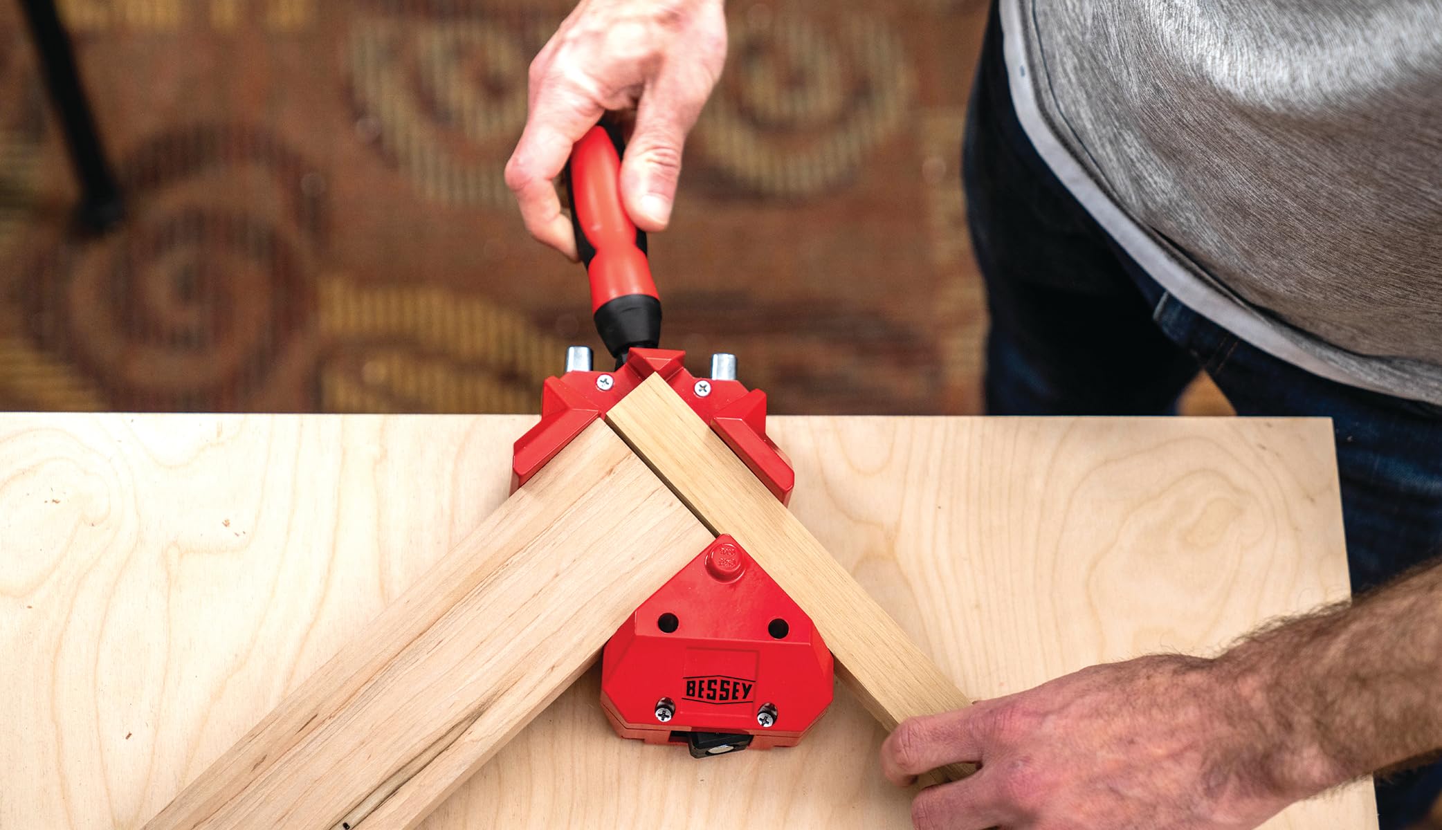 BESSEY WS-3+2K-CB angle clamp kit mounted with TK-6 clamps.