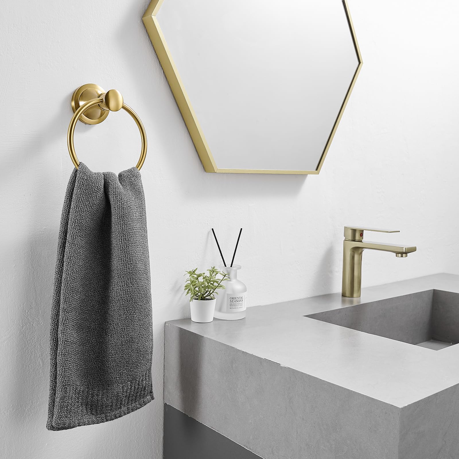 BESy Brushed Gold Towel Ring closeup finish highlights premium SUS 304 stainless steel shine.