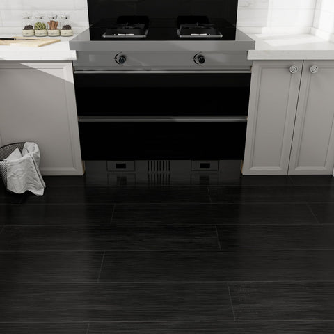 Biyoee scratch-resistant surface stands up to busy daily use.