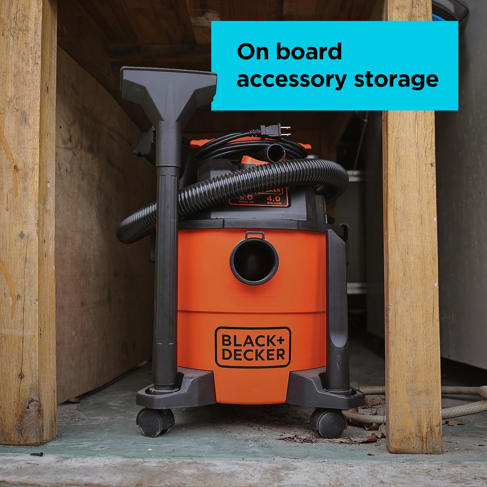 BLACK+DECKER blowing mode adds outdoor cleanup capability