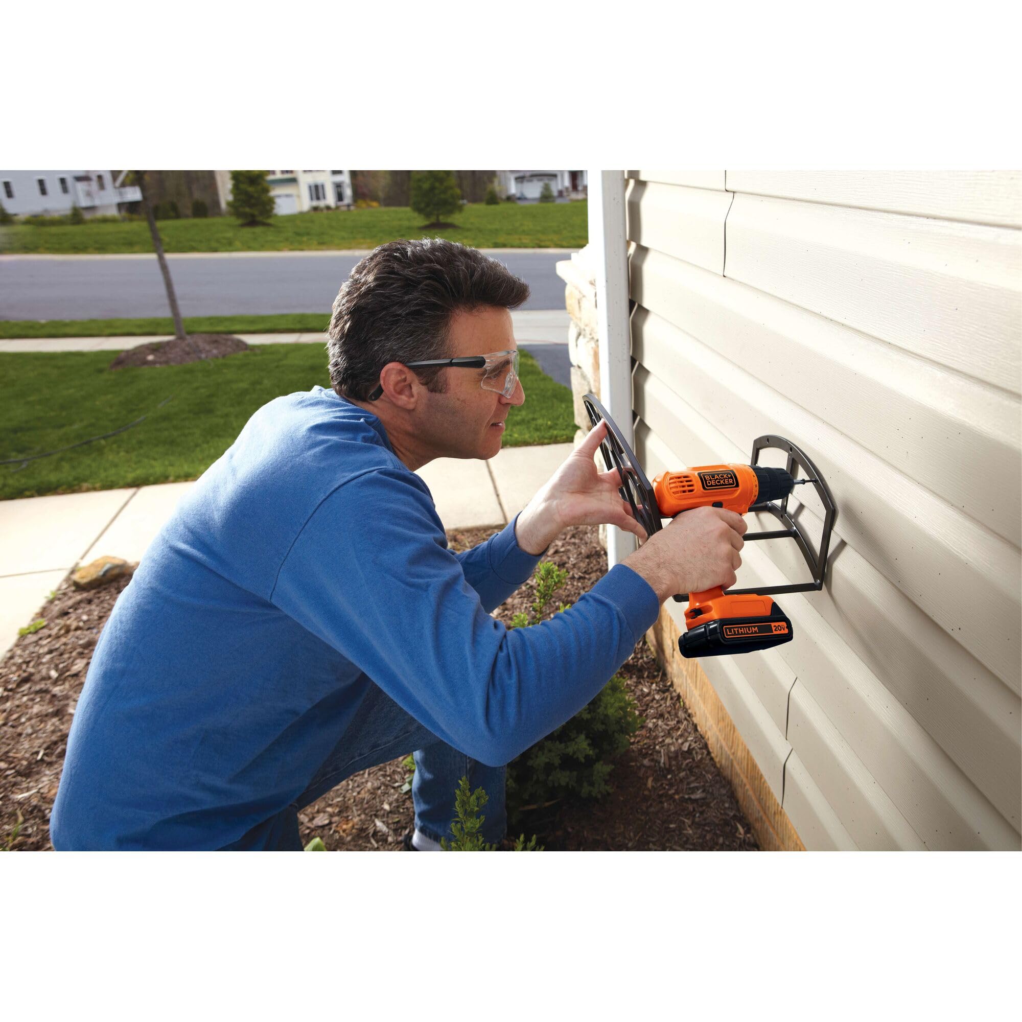 BLACK+DECKER workshop-ready kit suggests DIY readiness.