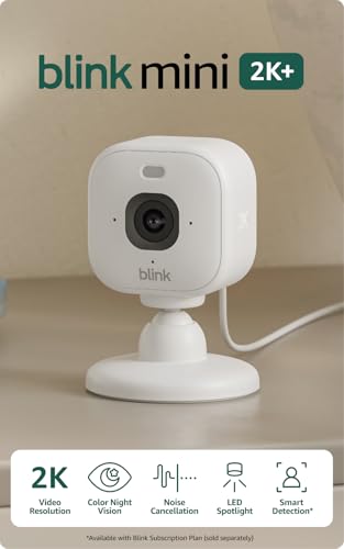 Blink Mini 2K+ installation on wall or desk for flexible placement.