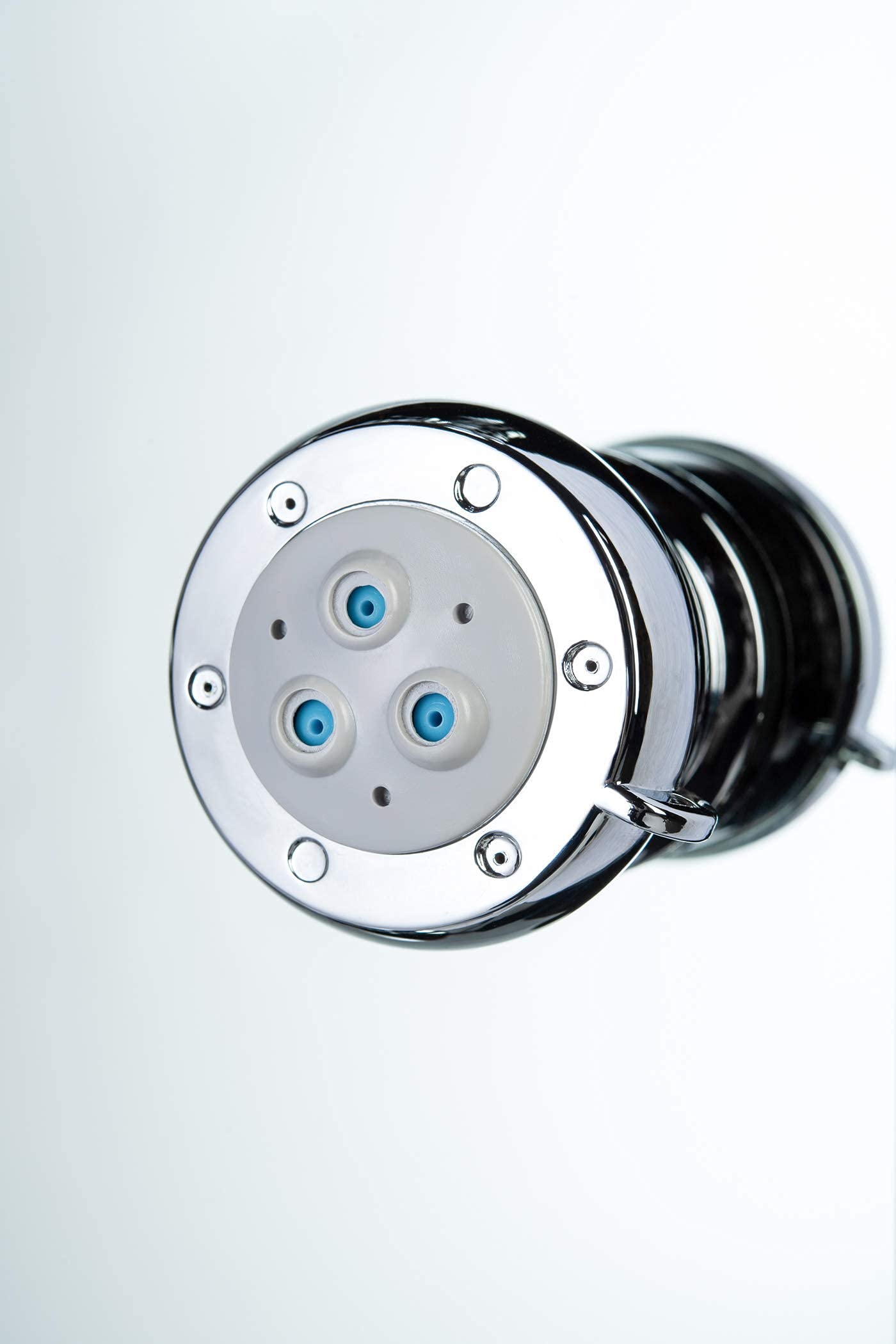Blue Ocean SPA392M independent function controls maintain consistent water pressure