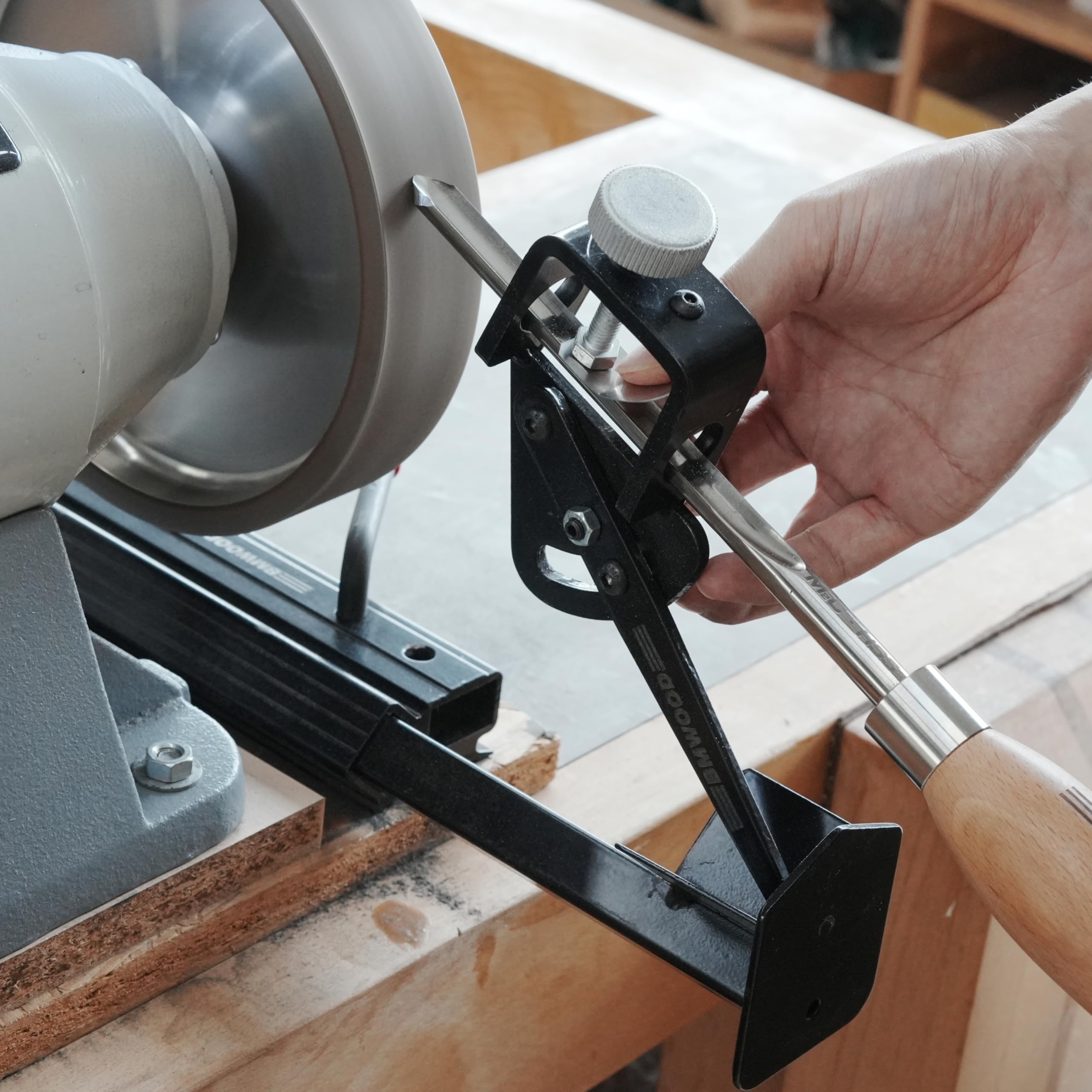 BMWOOD BG-GRIND4 fingernail gouge jig speeds shallow gouge sharpening.