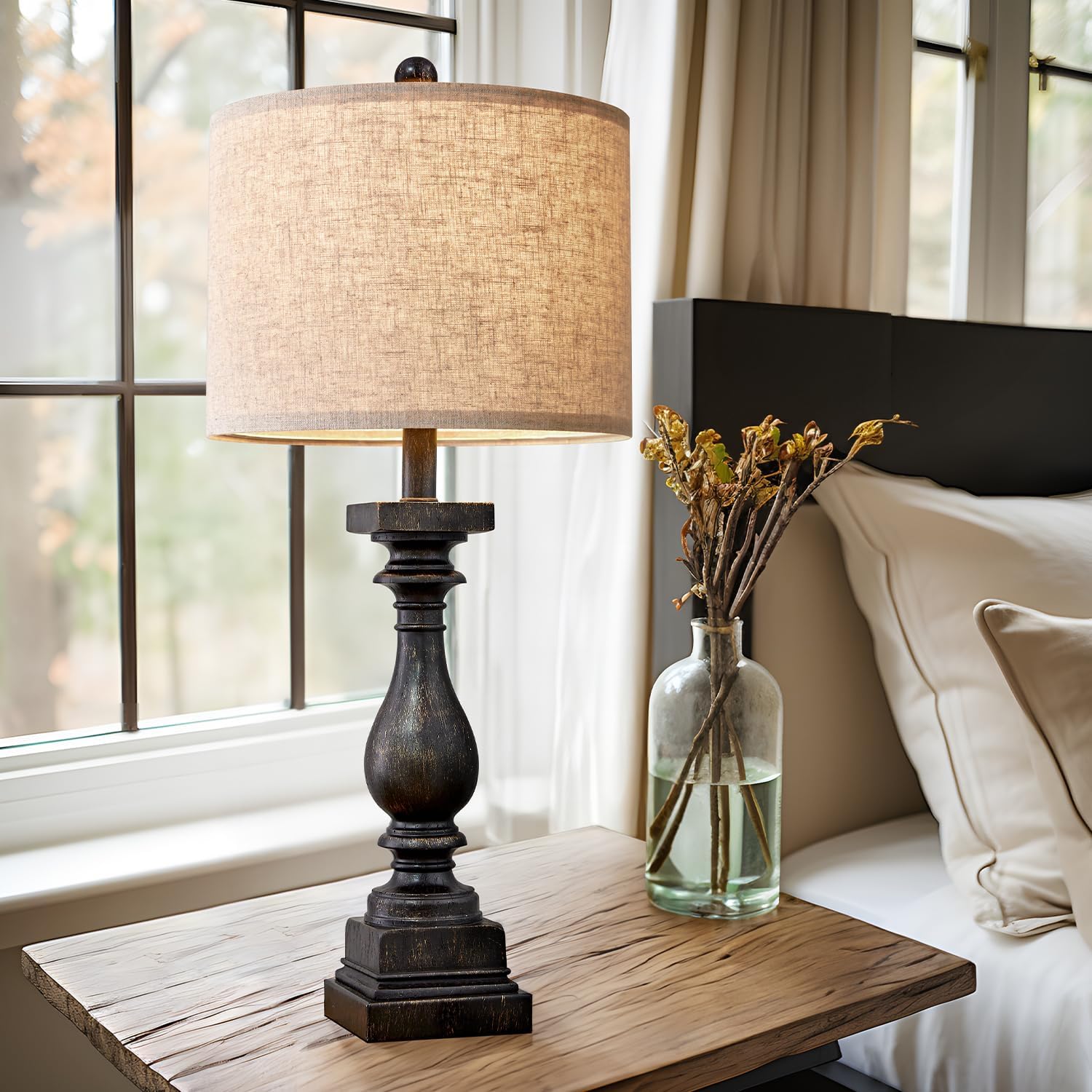 BOBOMOMO linen shade diffuses soft light for eye-friendly evenings.