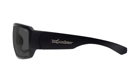 BOMBER BG103 ANSI Z87+ safety standards for rugged environments.