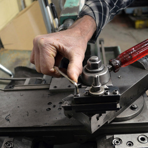 Bondhus Balldriver L-Wrench shown with 25-degree angle entry for tight spaces