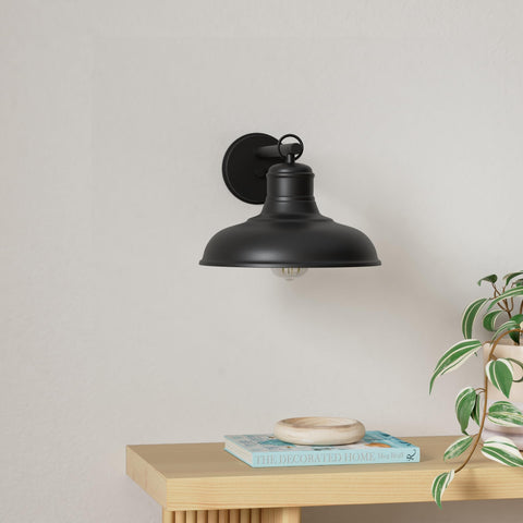 Bosceos vintage black barn sconce with curved top, durable exterior lighting.