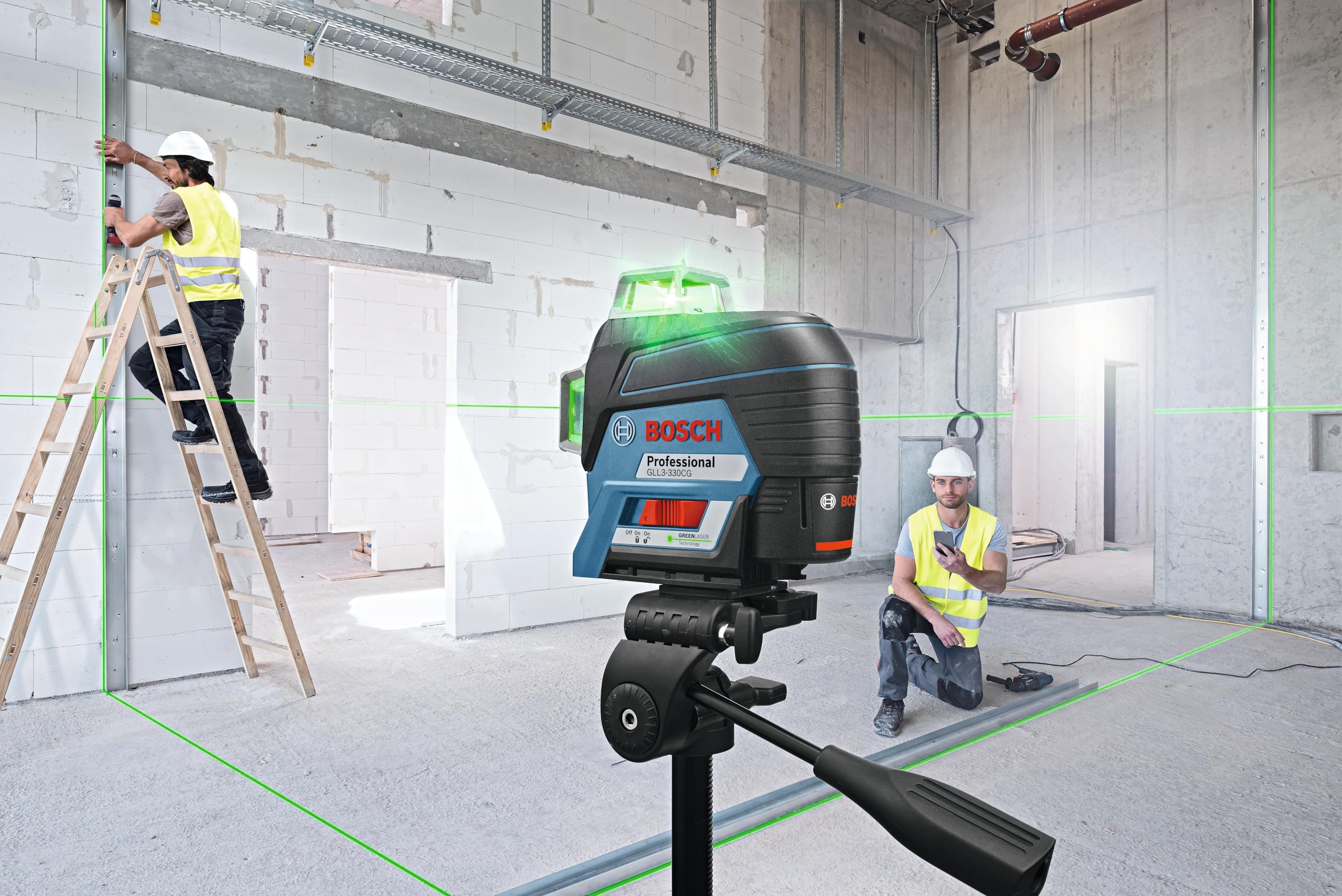 Bosch GLL3-330CG AA adapter for flexible power