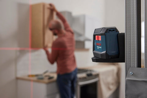 Bosch GLL50-20 compact ergonomic design fits tight spaces