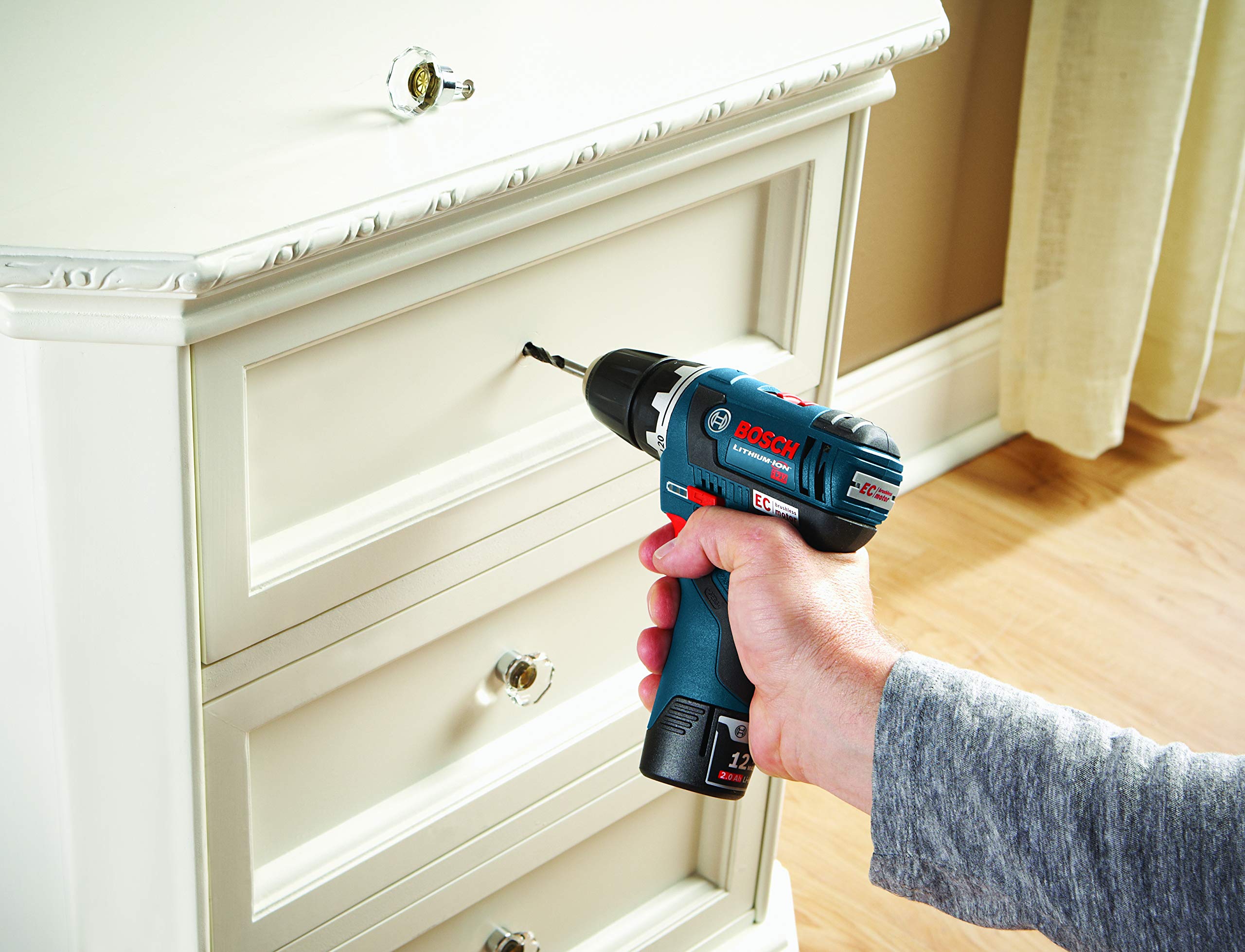 Bosch MS4041 countersink for clean flush countersinks in wood.