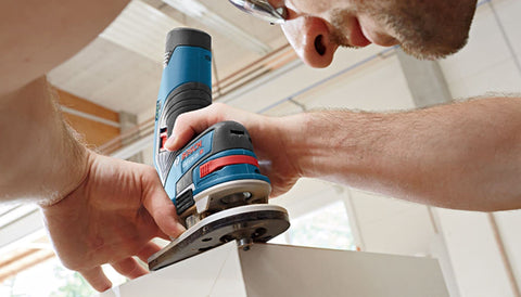 Bosch RBS030MBS precision finishing cuts illustration of edge detail.