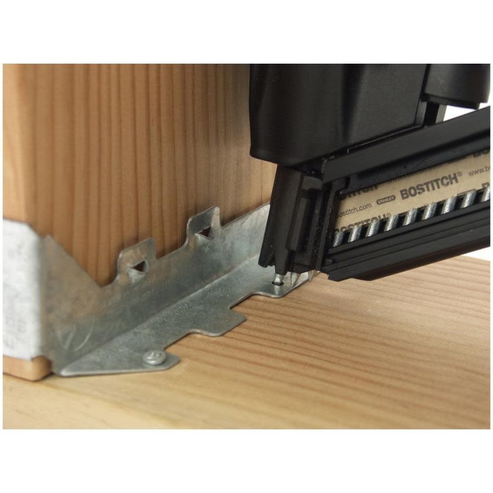 Bostitch Strap Shot inline magazine boosts balance and maneuverability.