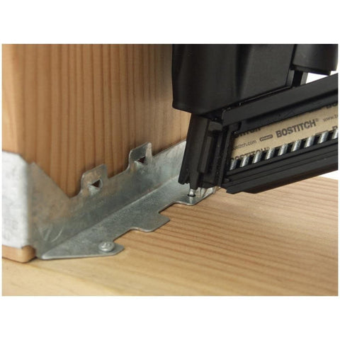 Bostitch Strap Shot inline magazine boosts balance and maneuverability.