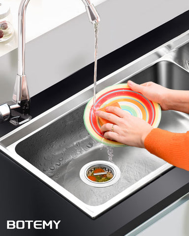BOTEMY B9171 easy to clean by removing and emptying basket