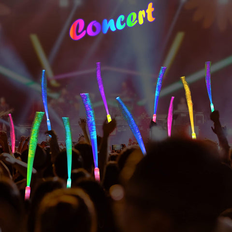 BouQuw easy-to-use glow sticks suit kids and adults alike.