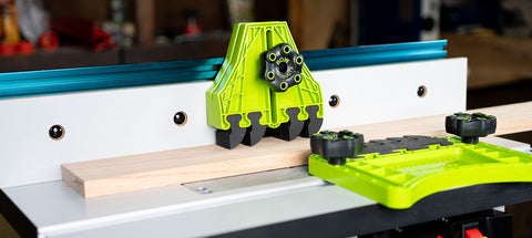Two FP4 featherboards mounted with T-bolts for safe setup.