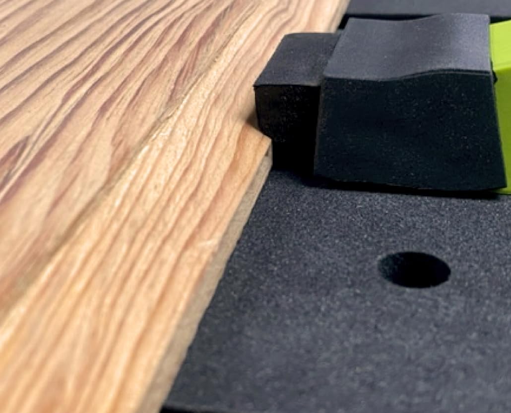 Bow Products Low Profile Clamping Kit low profile knobs save space.