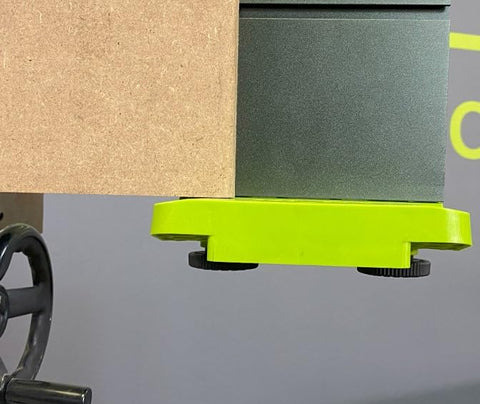 XT1 Feed Supports cavity for vertical stability board when needed.