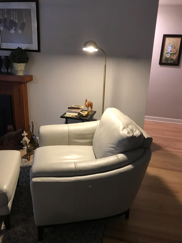 Brightech Regent supports Alexa, Google Home, and smart controls.