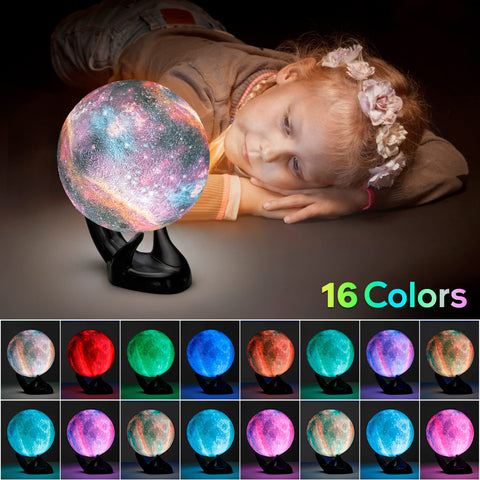 BRIGHTWORLD USB rechargeable battery powers the moon lamp