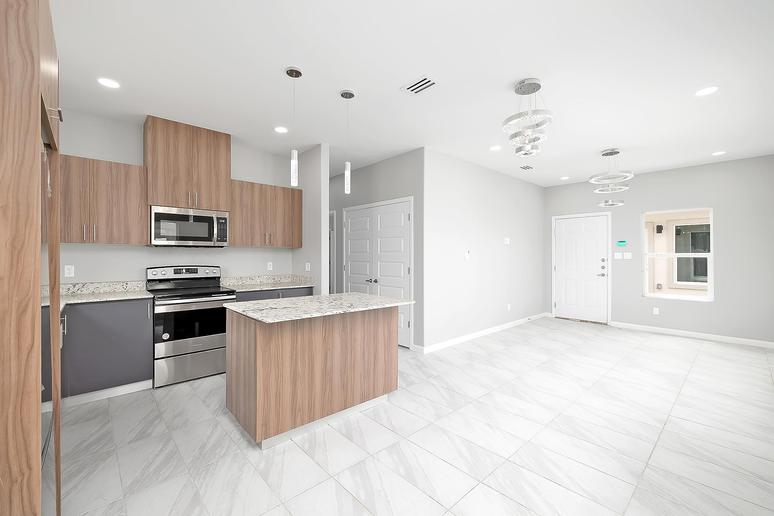 BUILDMART white supply/return vent cover offers flexible duct setup.