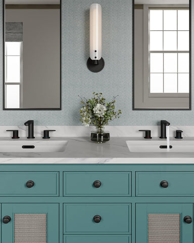 BWE 3-hole widespread design fits standard sinks.