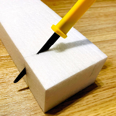 CANARY Dan Chan 3-inch blade for precise cardboard cuts