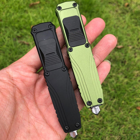 Caressolove ergonomic handle design for one-handed use.