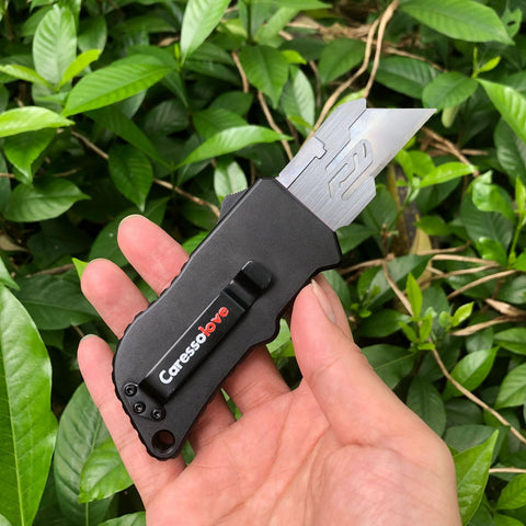 Ergonomic leather-handle grip provides secure control.