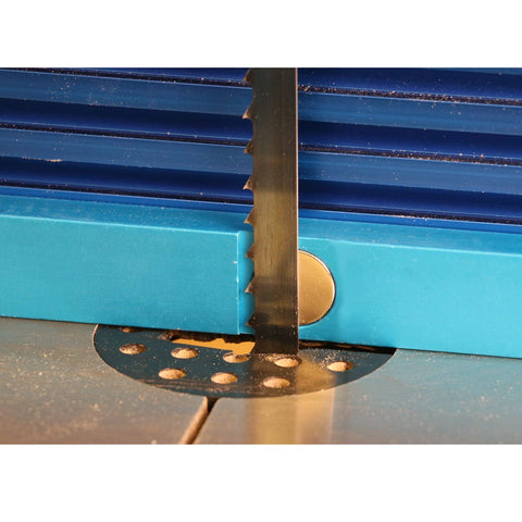 Carter F.A.S.T ruler helps set fence distance from the blade easily.