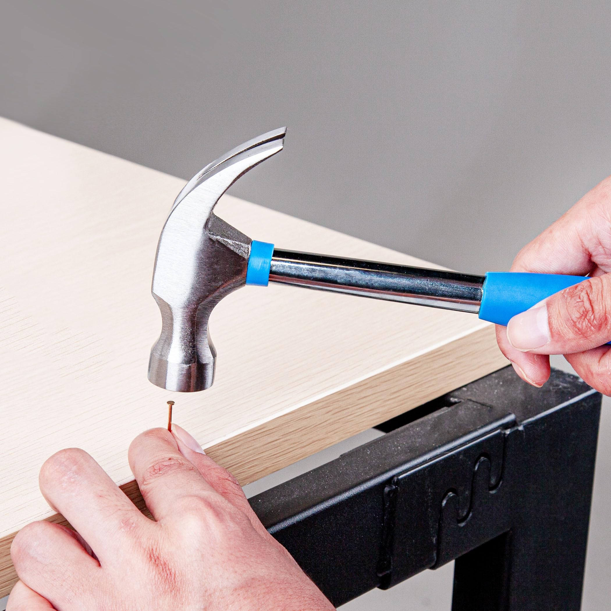 Cartman blow molded case organizes tools and simplifies transport