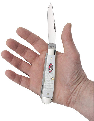 Case Sparxx shield emblem and white handle reflect premium craftsmanship and heritage