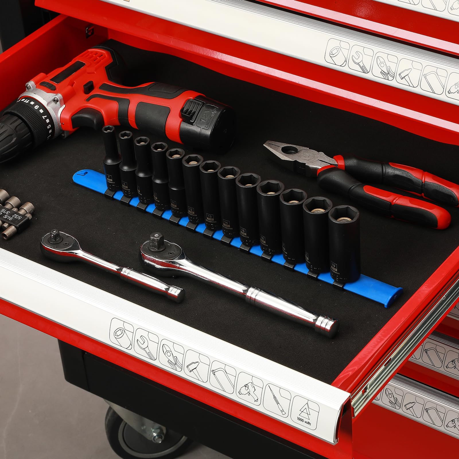 CASOMAN 19mm magnetic deep socket supports large bolts and high-torque work.