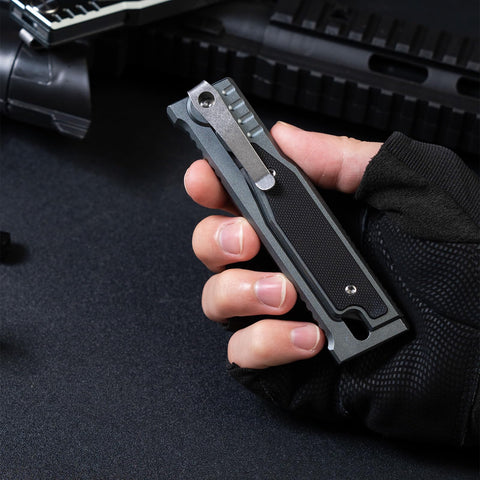 cckk Compact edc knife suitable for camping, hiking, and travel.