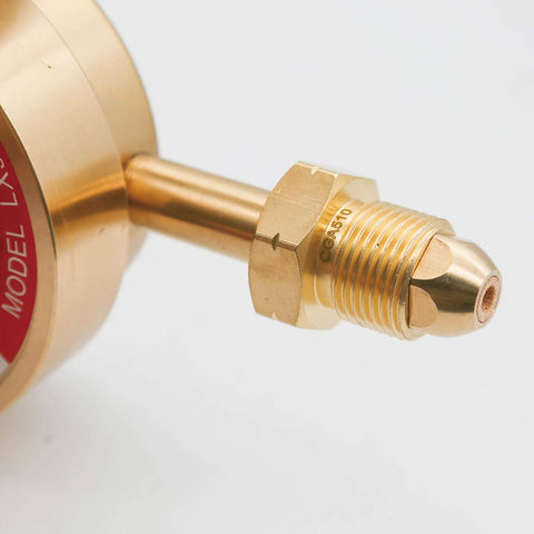 CDL regulator in use with hoses demonstrates reliable safety features