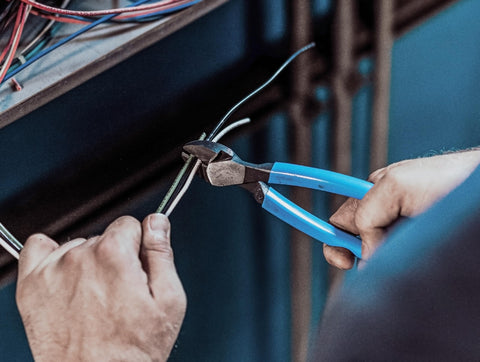 Channellock 338 in-use with soft and hard wires showing versatility
