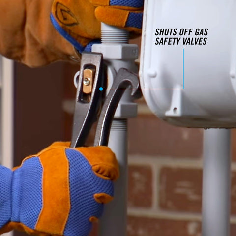 Robust cutting edges on Channellock 87 Rescue Tool cut through soft metal.