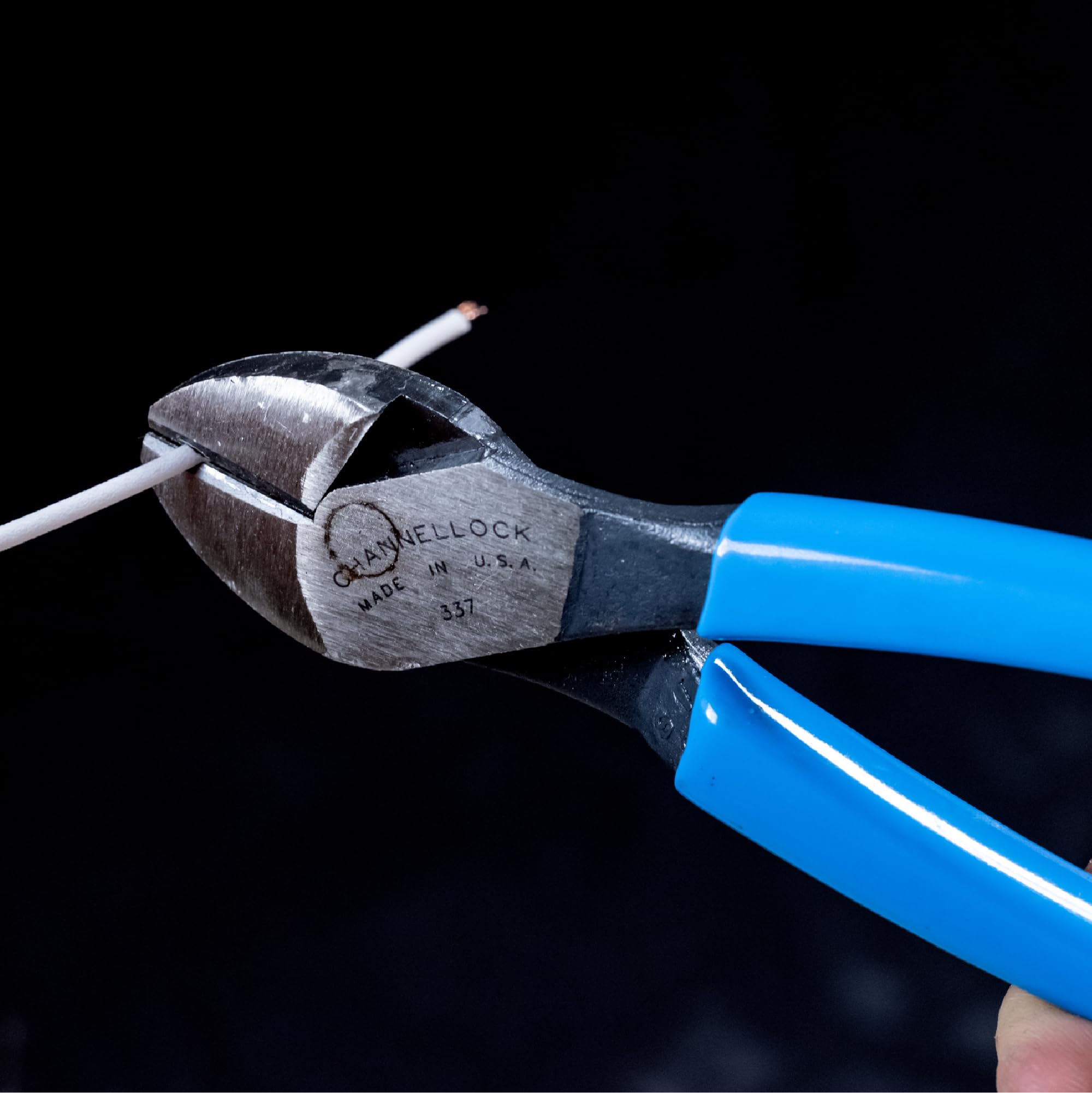 ChannelLock blue comfort grips reduce hand fatigue during extended use.