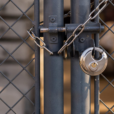 CINCINNO keyed-alike Discus lock provides twin access for trusted users.