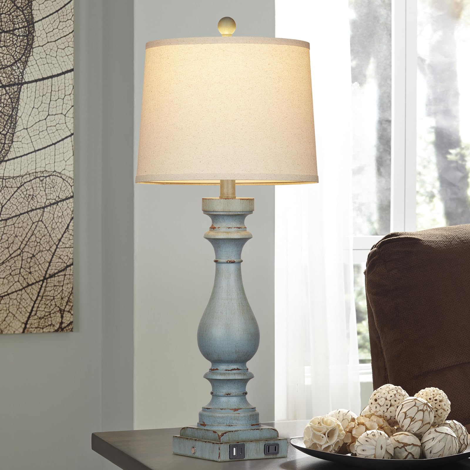 Cinkeda white-washed farmhouse finish complements various decors
