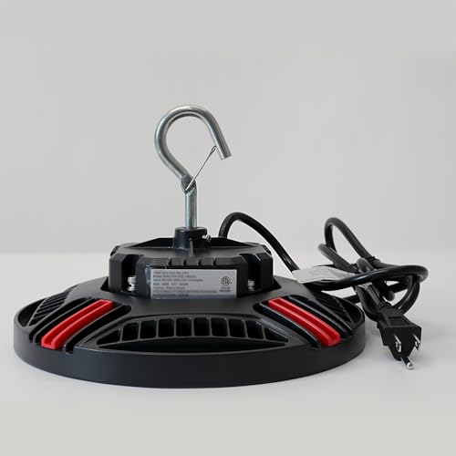 CINOTON 160W UFO high bay light installed with safety chain for secure mounting