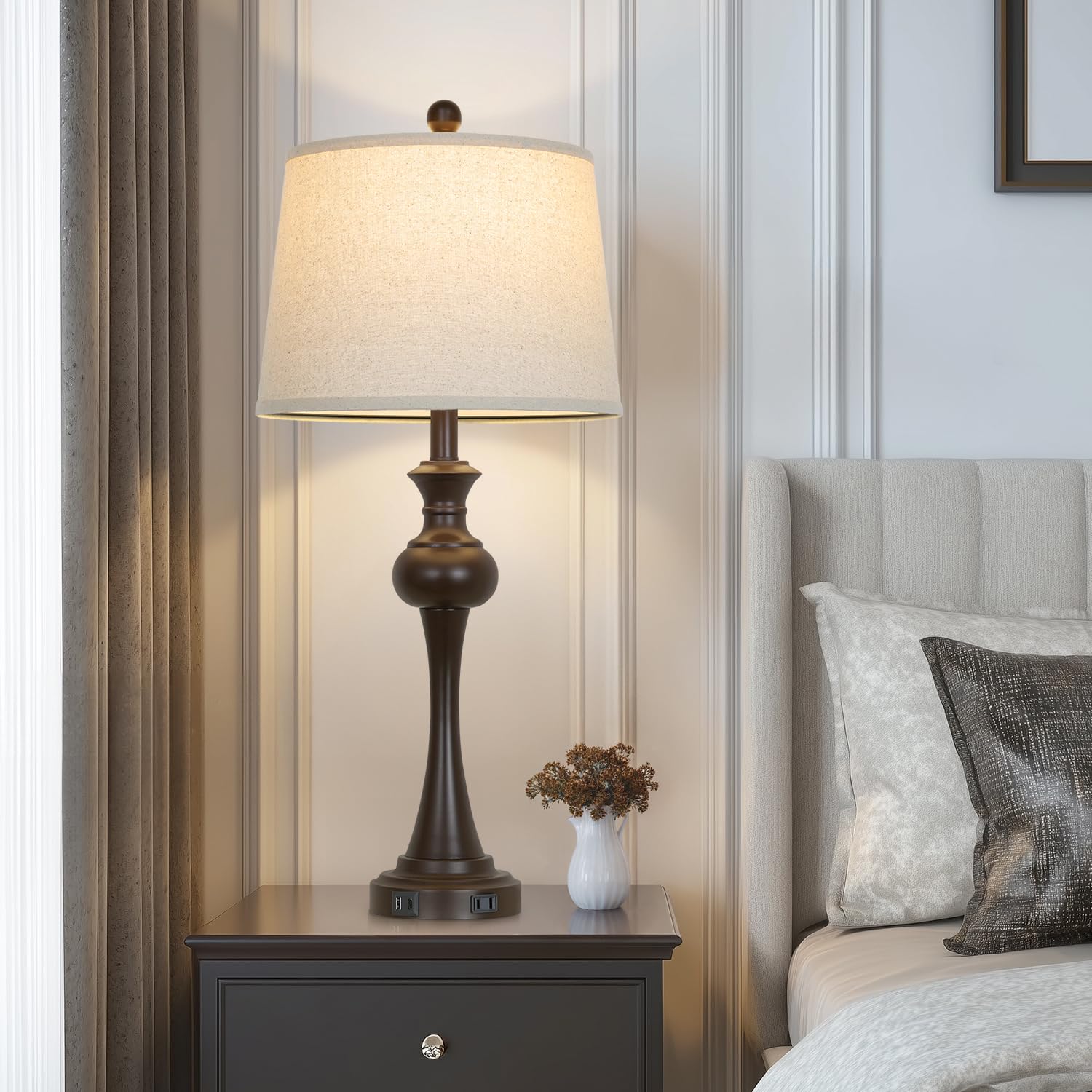 Cinyirong LED bulbs included for energy-efficient performance.