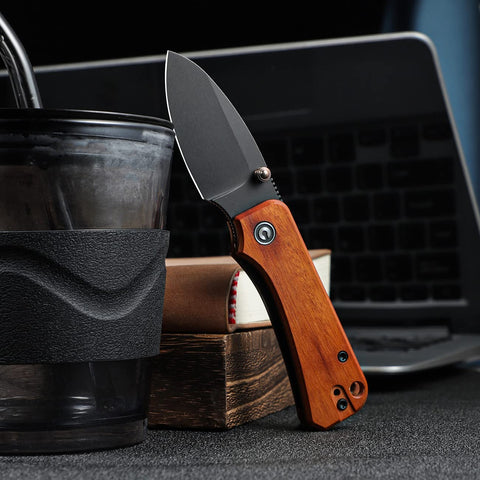 CIVIVI Baby Banter wood handle highlighting Cuibourtia grip and aesthetics